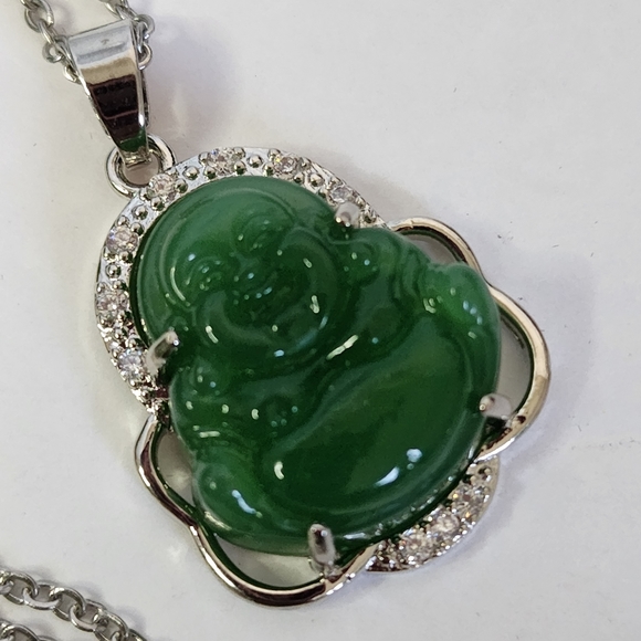 Silver Jade Green Buddah Pendant with Chain Necklace - Picture 4 of 7